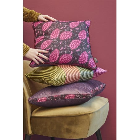 Dekoratyvinė pagalvė Ayda Pink internetu